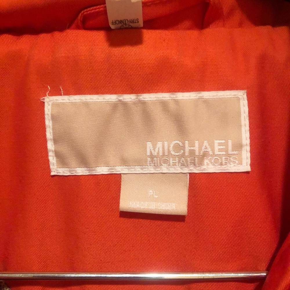 Coat - Picture 3 of 3